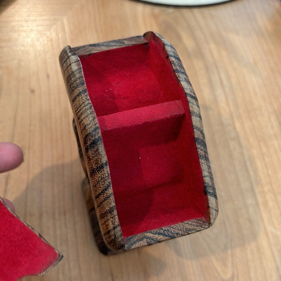 Handmade vintage wooden tree with hidden storage spot - Picture 7 of 8